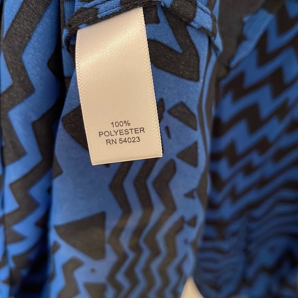 Banana Republic Blouse - Picture 6 of 7